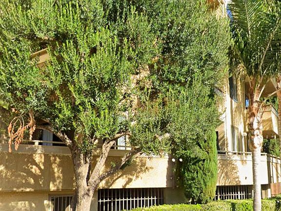 5th image of 4276 S Centinela Ave #32