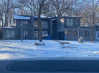 567 N Gulley Rd, Dearborn Heights, MI 48127