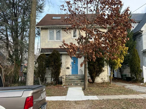 157-23 14th Ave, Whitestone, NY 11357