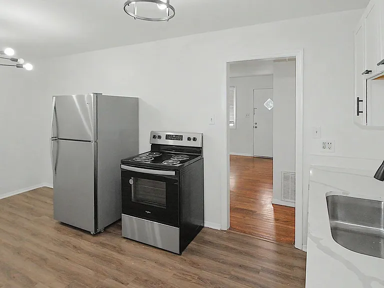 2620 Thornton Rd — Photo 9