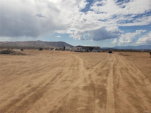 5th image of 23952 Apple Valley