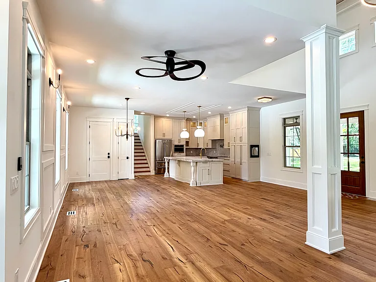 701 Brindley Dr — Photo 8