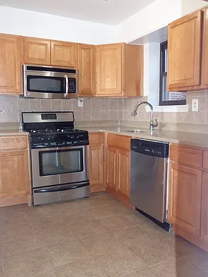 Rented by Immac Realty | media 22