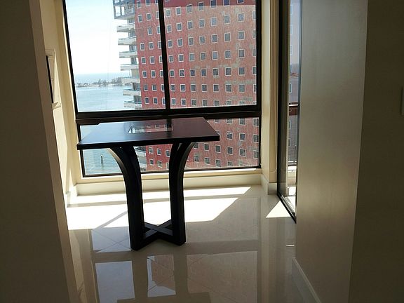 4th image of 1581 Brickell Ave APT 1006