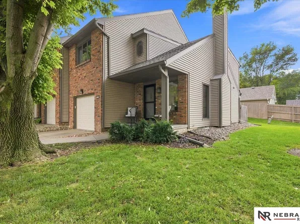 3512 S 57th Plz, Omaha, NE 68106
