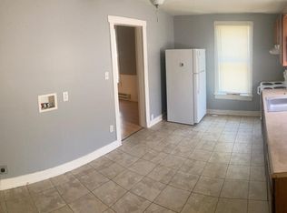 420 N Center St APT D, Collinsville, IL