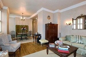 1st image of 751 Park Ave