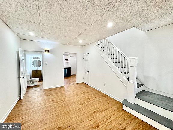 3rd image of 435 Durfor St