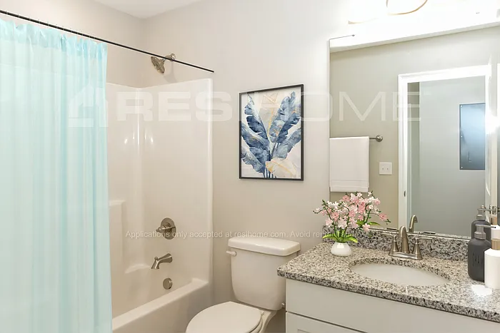 127 London Calvin Way — Photo 11