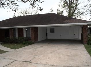 215 Camelia Ave, La Place, LA 70068