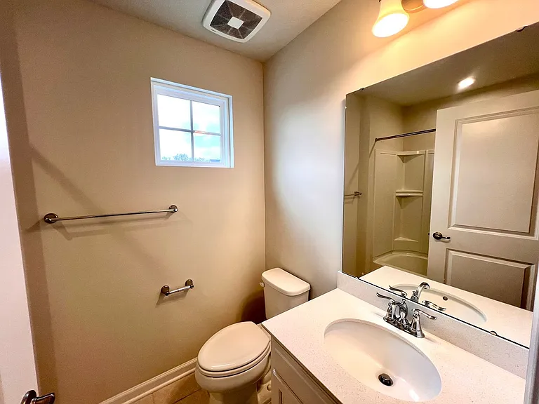 250 Cranesbill Dr — Photo 21