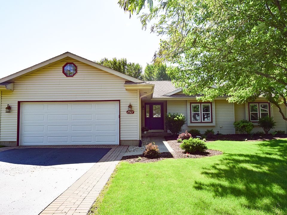1st image of 2507 La Brecque Dr