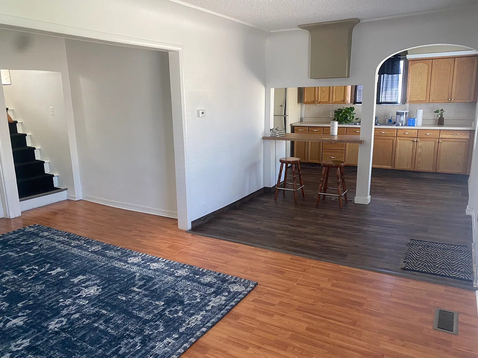 2 bed, 975 sqft, $1,650 — Photo 3