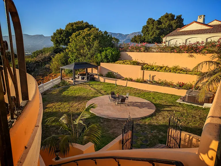 854 Miramonte Dr — Photo 29