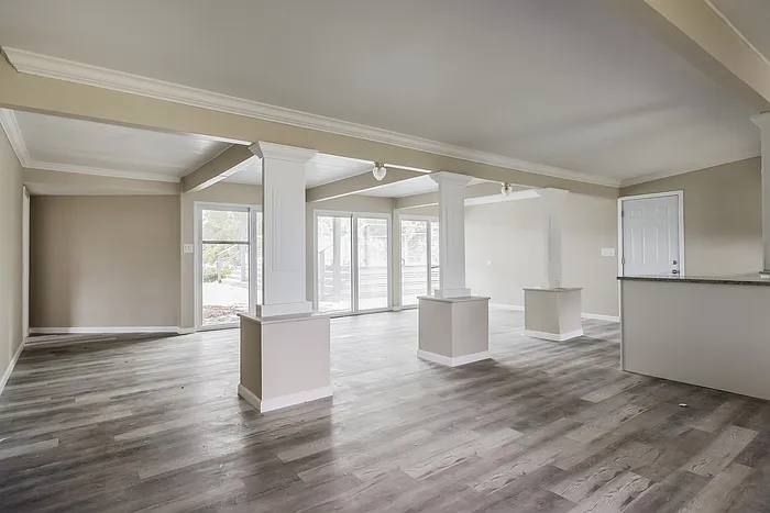 93 E Mariana Ave — Photo 3