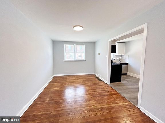 4th image of 6709 Sylvester St