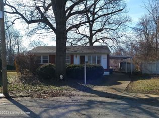 1900 Edith Ct, Louisville, KY 40206