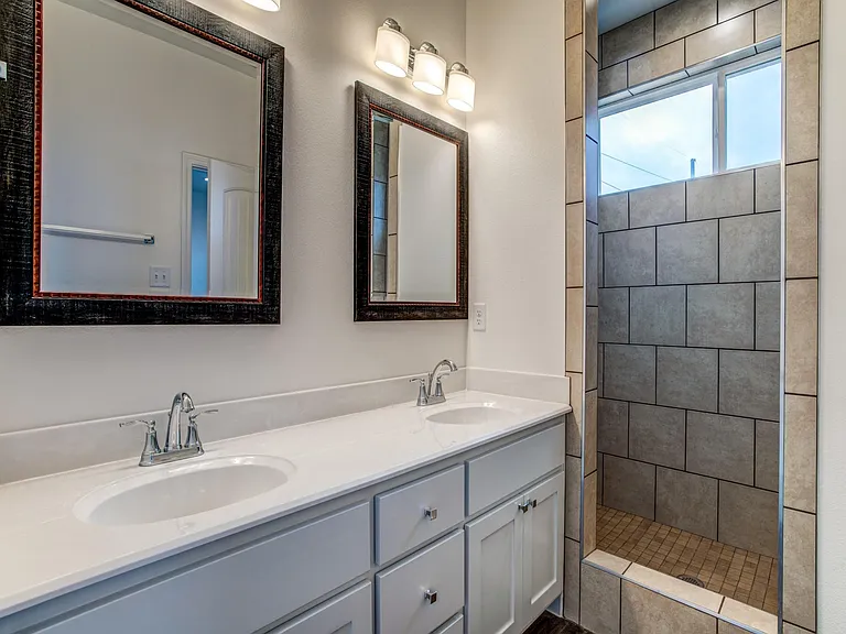 117 Dealva Ct — Photo 10