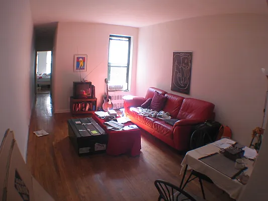 Rented by 4 Points Properties | media 37