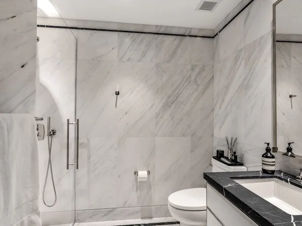 393 West End Avenue image 9 of 18