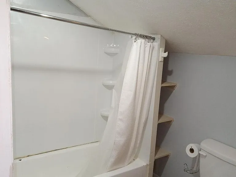419 N Country Club Dr #D1 — Photo 3