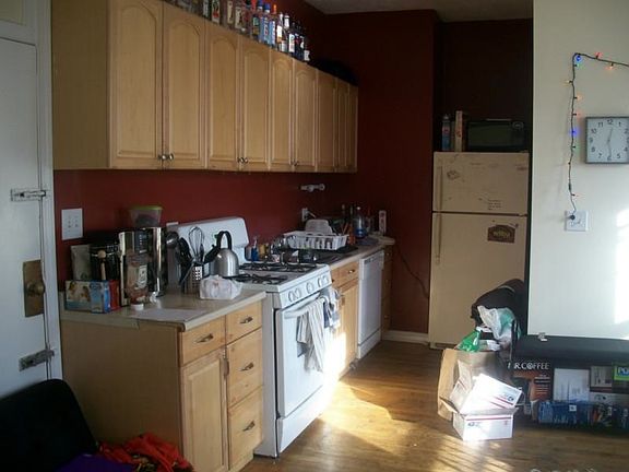 4th image of 44 Park Dr #2D