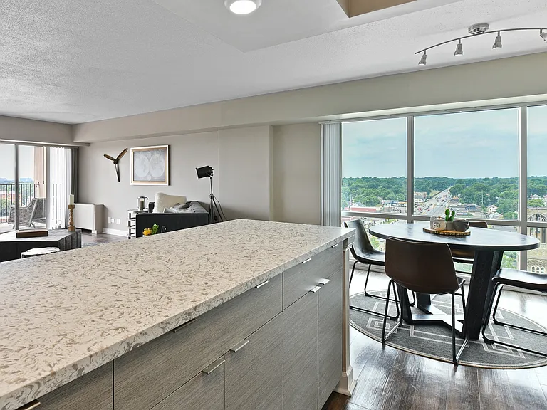 CityView on Meridian — Photo 12