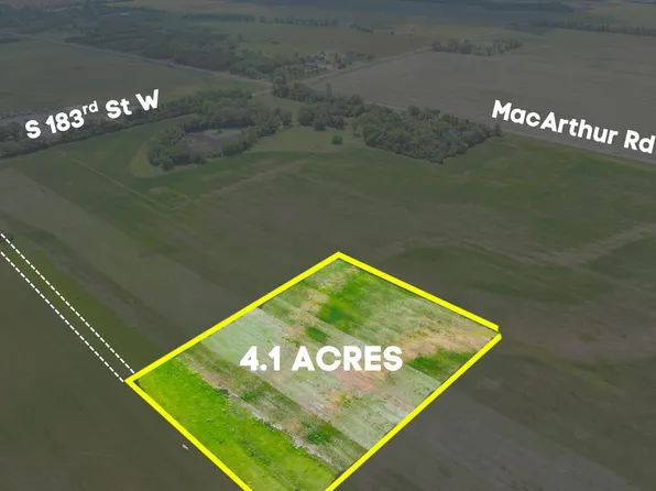 4 E Cedar Rust Ests, Goddard, KS 67052