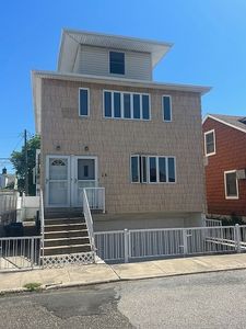 18 Ira Ct, Brooklyn, NY, 11229