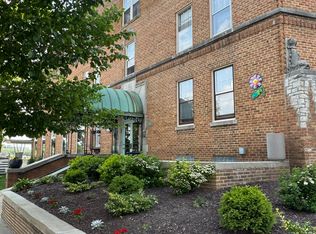 7416 Harwood Ave APT 305, Milwaukee, WI 53213