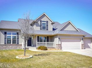 2114 Escalade Rd, Bloomington, IL 61705