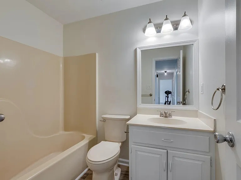 5002 Hairston Ct — Photo 18