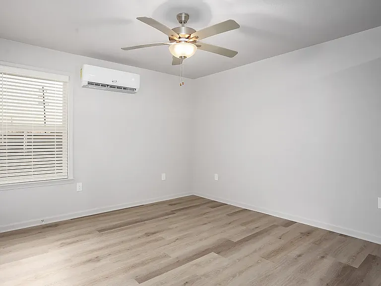Crockett Hills Apartments — Photo 7