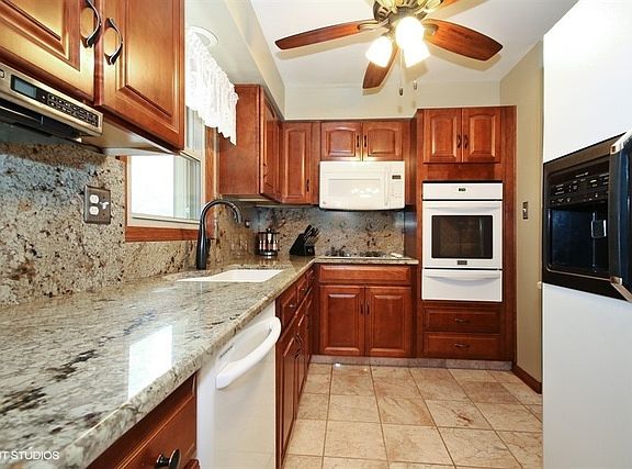 4th image of 4829 Kimberly Ct