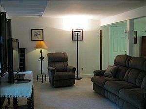 4th image of 446 Briarwood Ct