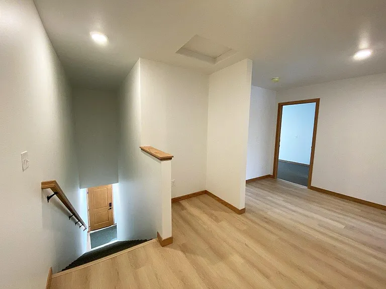 Egan Ave Residence — Photo 6