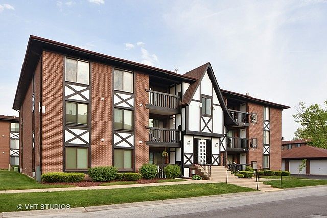 1st image of 13615 S Lamon Ave #827