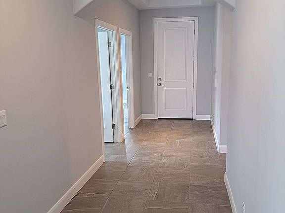 3rd image of 456 Harrier Ln