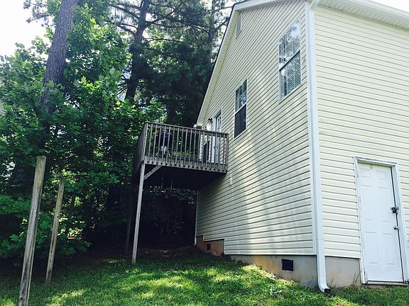 3rd image of 1607 Wembley Dr