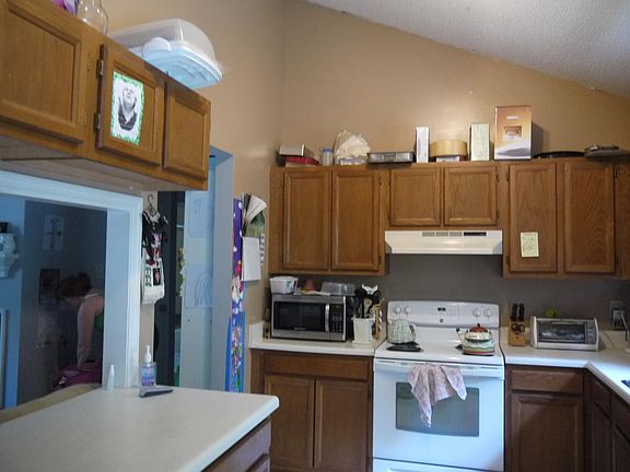 5th image of 5922 Shelley Dr
