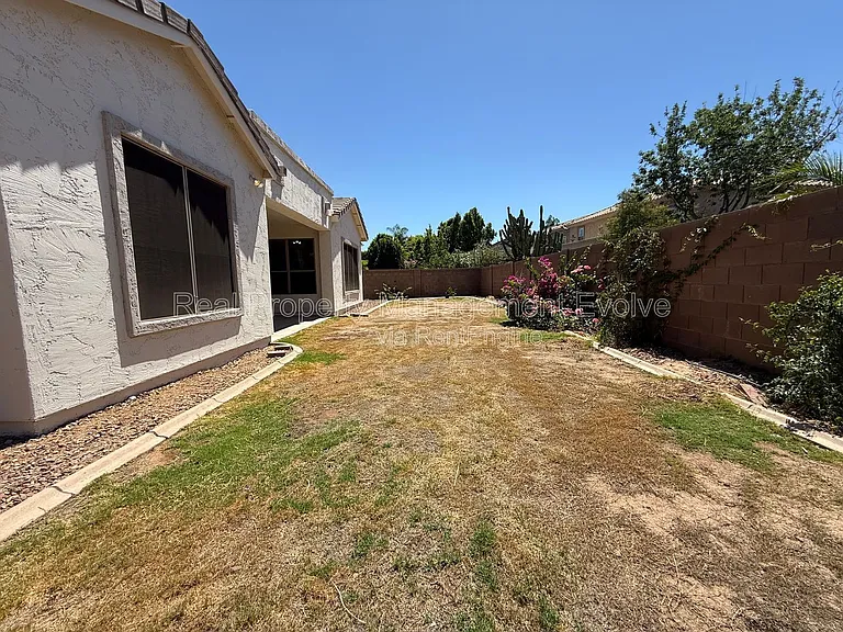 281 W Flamingo Dr — Photo 40