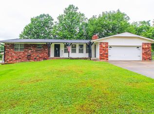 902 S Putman Ave, Tahlequah, OK 74464