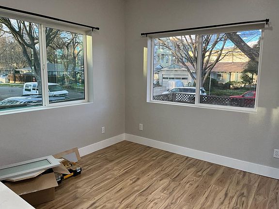 5th image of 2459 Nightingale Dr #2