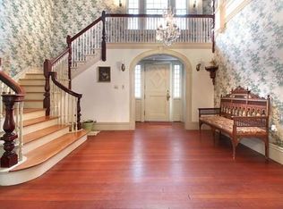 81 Hunting Ln, Sherborn, MA 01770