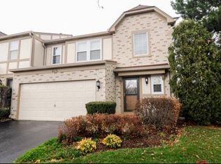 4676 N Sapphire Dr, Hoffman Estates, IL