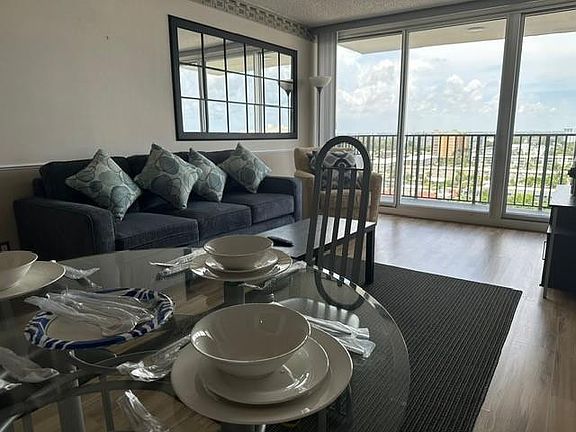 5th image of 531 N Ocean Boulevard #1503