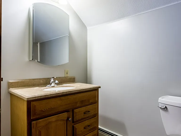 535 W Berry St #5 — Photo 12