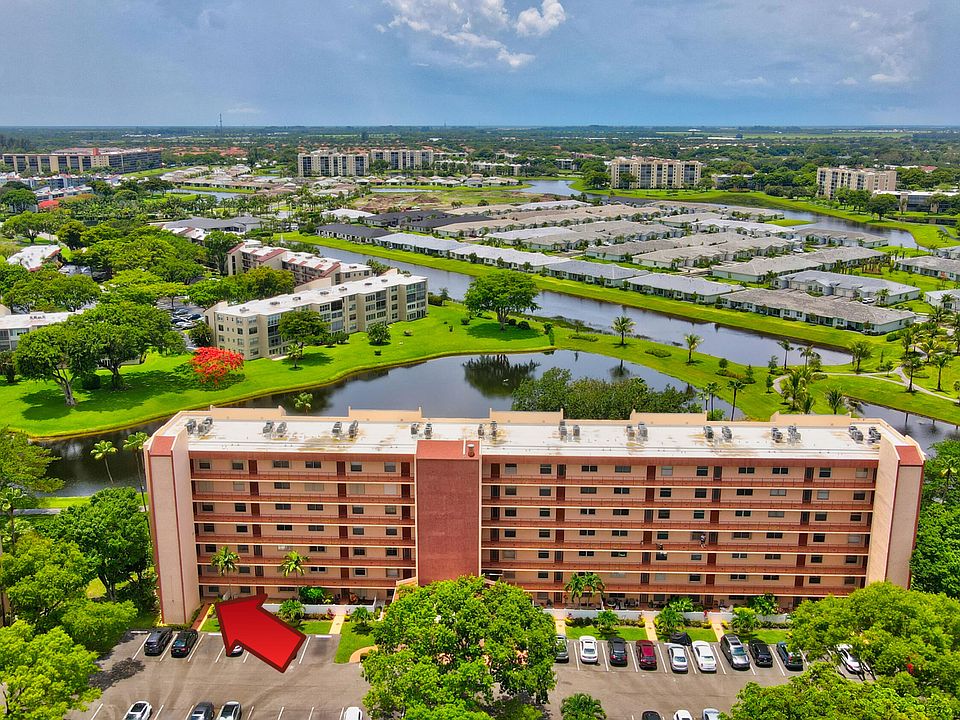 1st image of 14623 Bonaire Boulevard #101