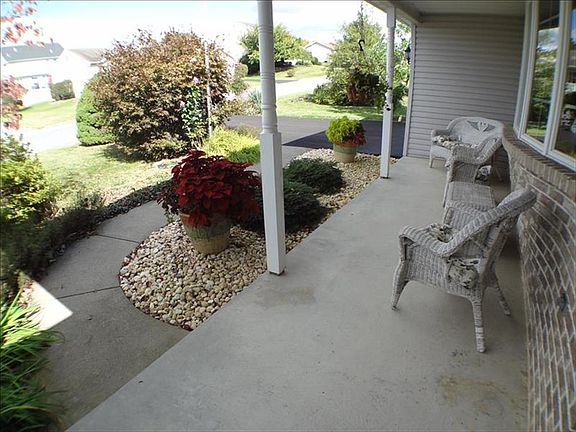 3rd image of 3904 Tamarind Dr