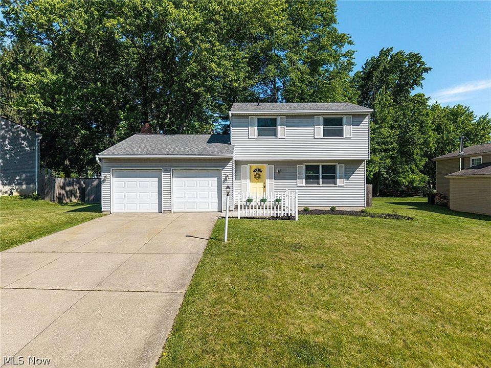 1st image of 1055 Gentry Dr